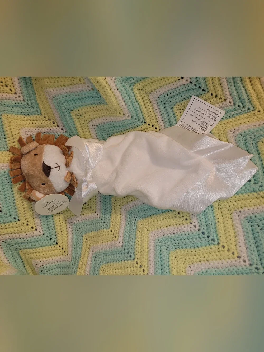Lion Blanket Buddy From Hallmark New Adorable Squishable Lion With White Blanket
